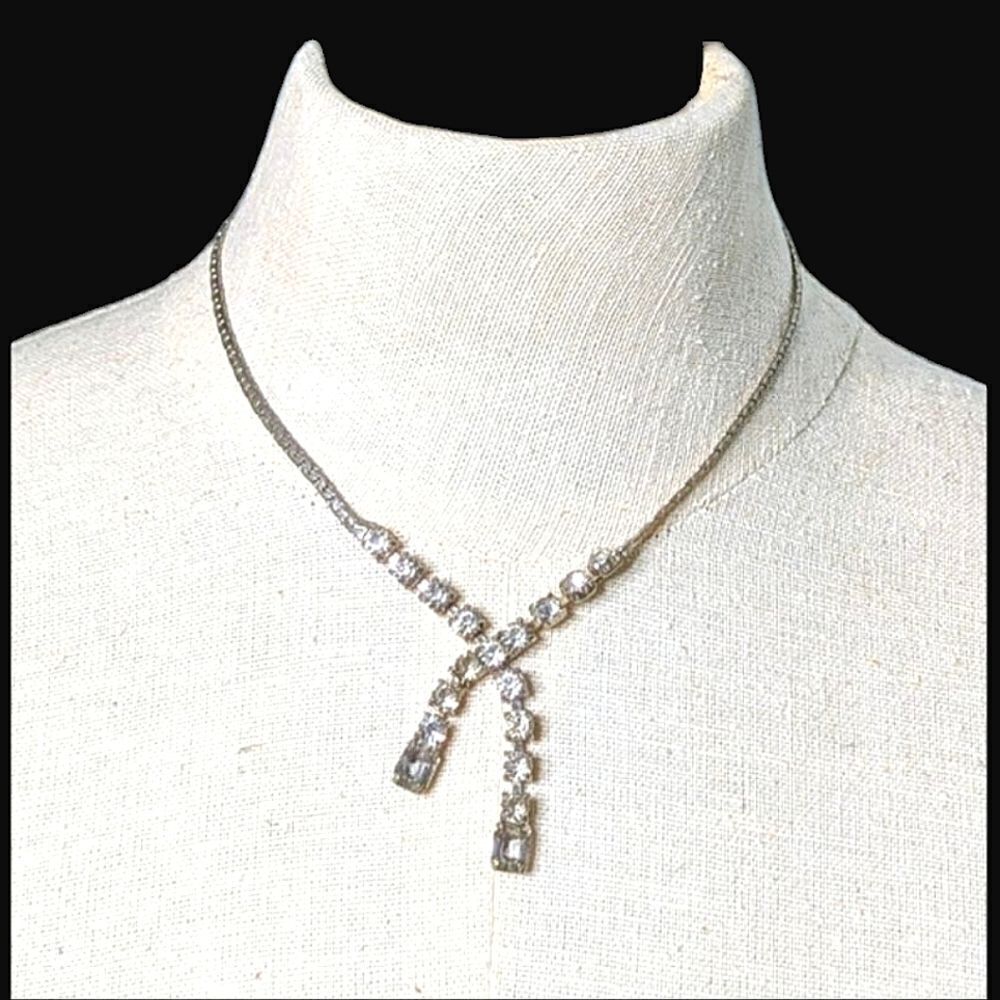 Vintage Rhinestone And Silver Choker Style Necklace 5" Diameter - Picture 8 of 12